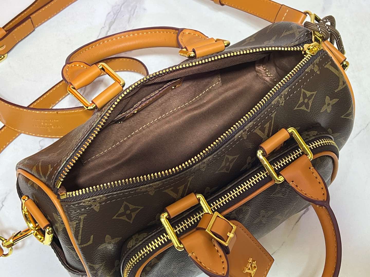 スーパーコピーバッグ国内発送対応N品安全必ず届く信用できるサイト